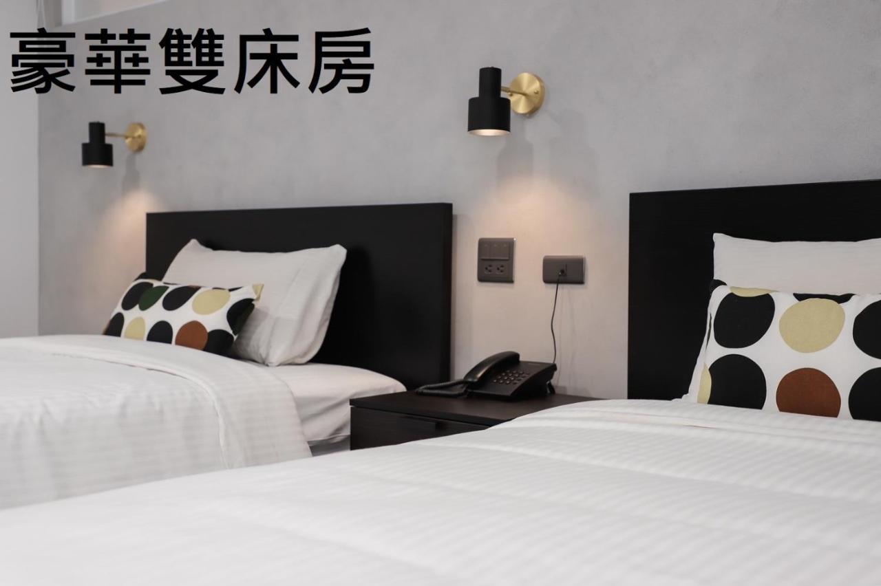 Tzu Chi Hotel Pingtung Екстер'єр фото